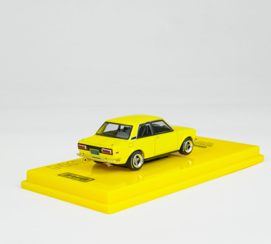 Tarmac Works 1:64 Datsun 510 Brock Buster Peter Brock T64R-052-BB