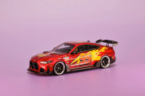 morecar 1:64 BMW G82 M4 Lightning McQueen Livery