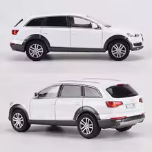 Masdi 1:64 Audi Q7 FSI quattro 2008 (2 Colours) AD3100/AD3101