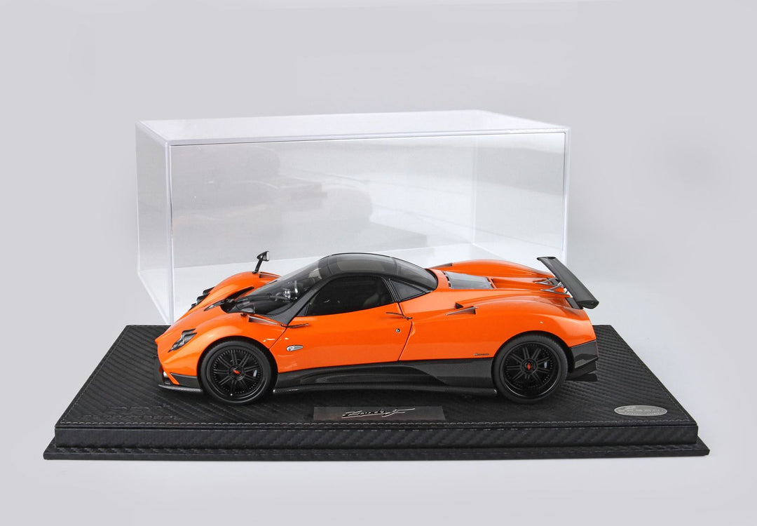 [Preorder] BBR 1:18 Pagani Zonda F (2 Colors) 850410021DIE/ 850409021DIE