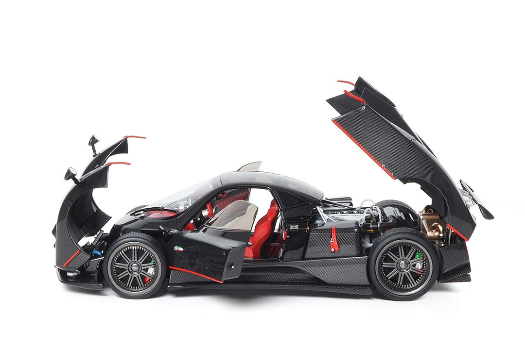 [Preorder] BBR 1:18 Pagani Zonda F (2 Colors) 850410021DIE/ 850409021DIE