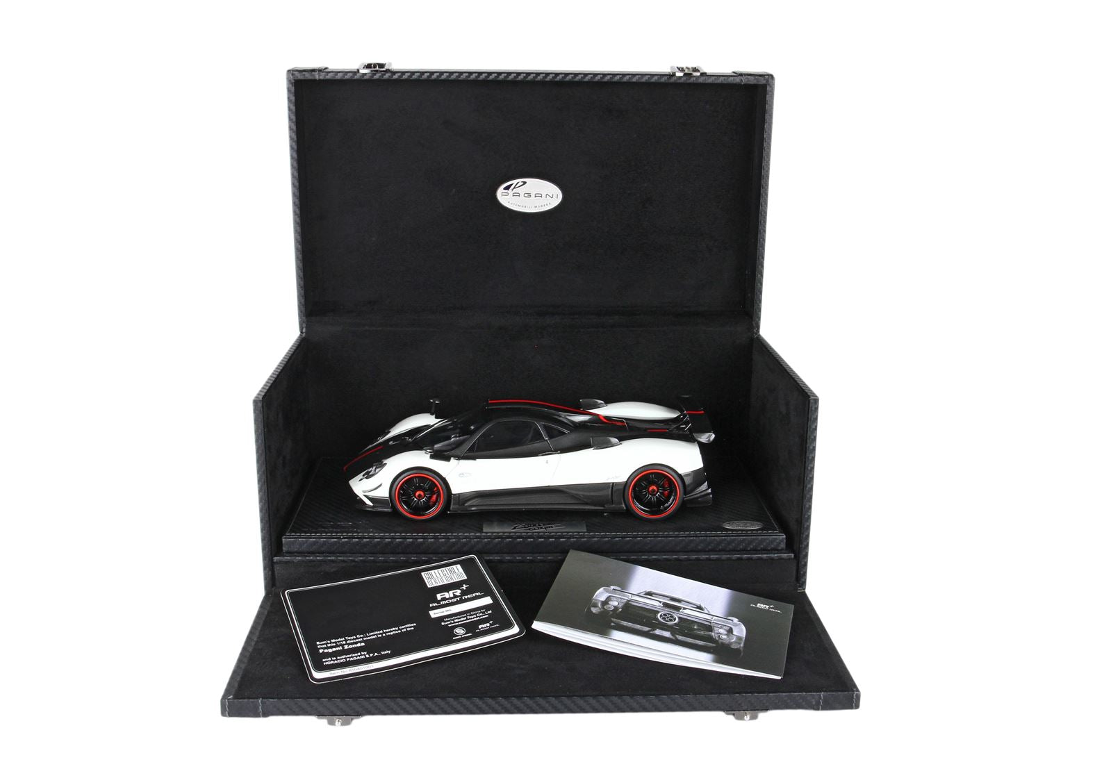 Preorder] BBR 1:18 Pagani Zonda Cinque Coupe (3 Colors