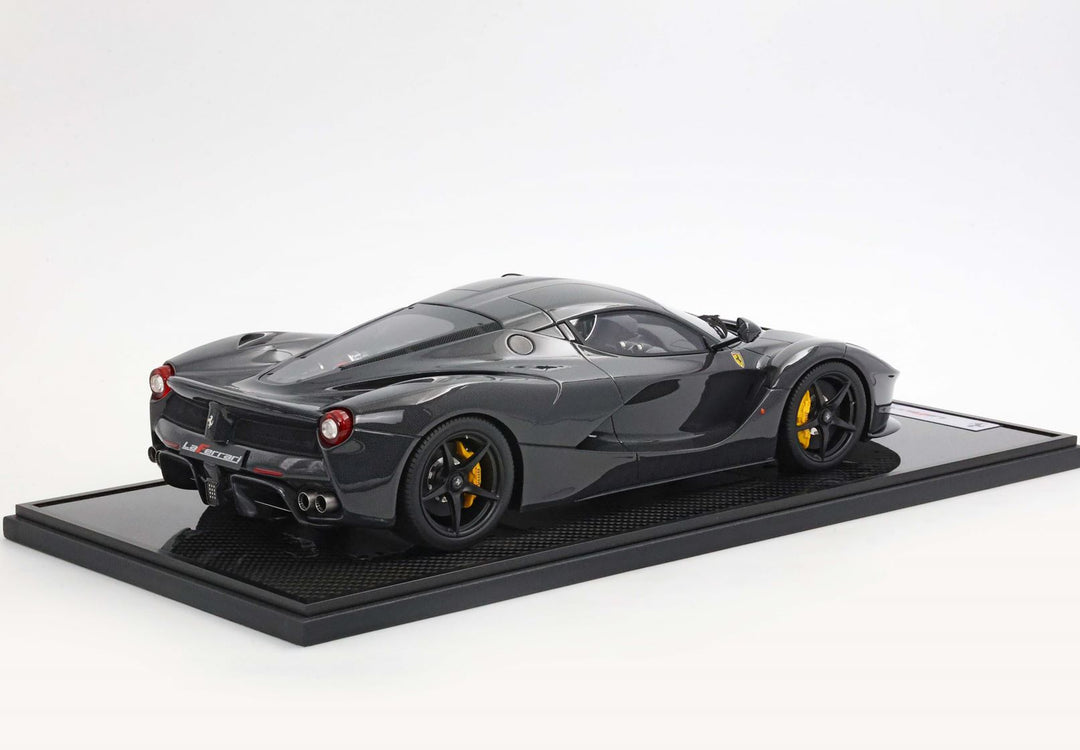 [Preorder] BBR 1:12 Ferrari LaFerrari Full carbon fiber gloss - display case included