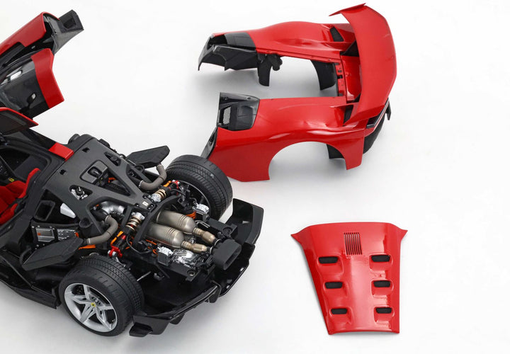 [Preorder] BBR 1:18 Ferrari F80 metal diecast full open Rosso Corsa HE180054ADIE - LUXURY PACK - BASE AND CASE INCLUDED