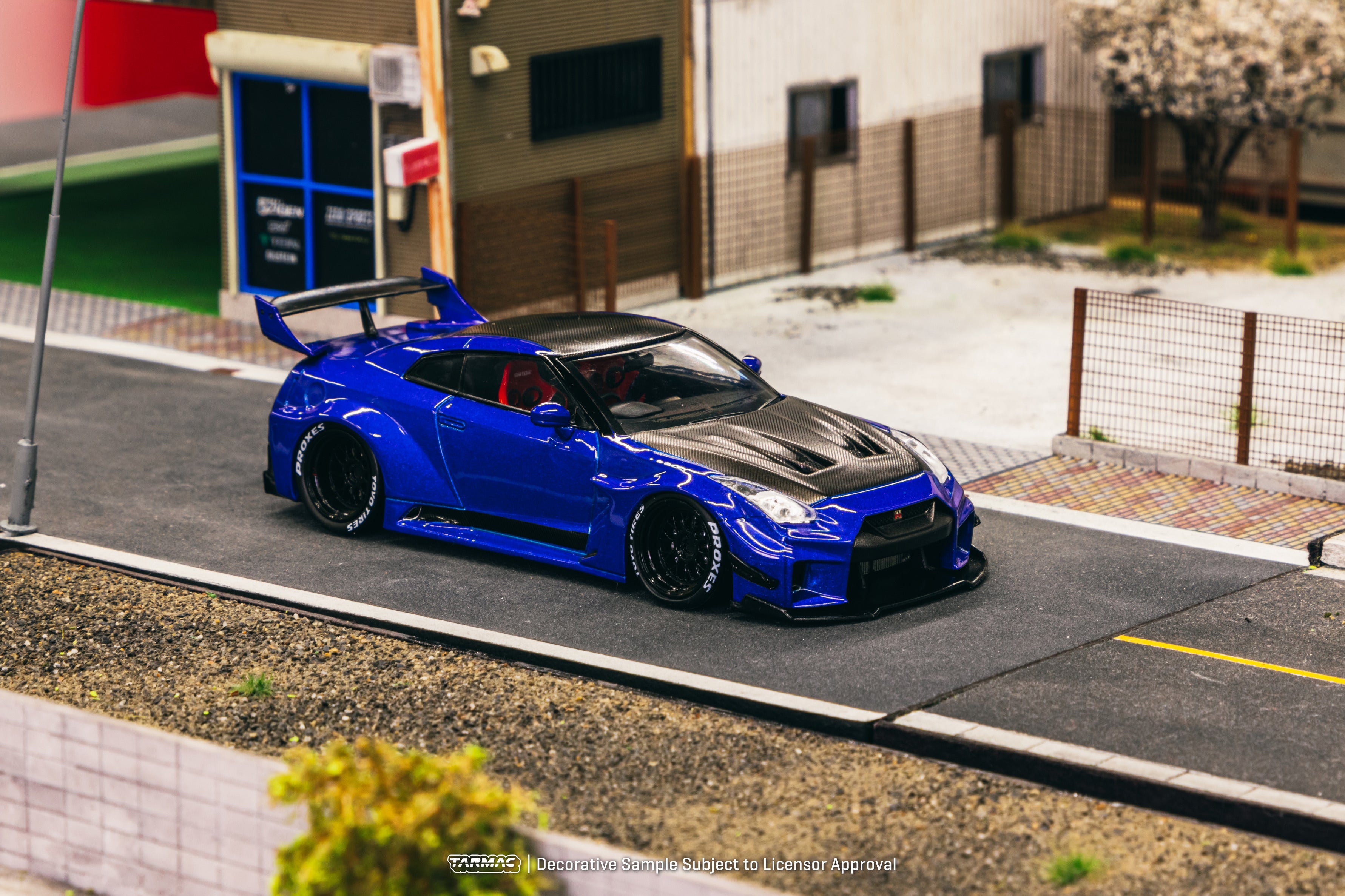 Tarmac Works 1:43 LB-Silhouette WORKS GT NISSAN 35GT-RR (GTR