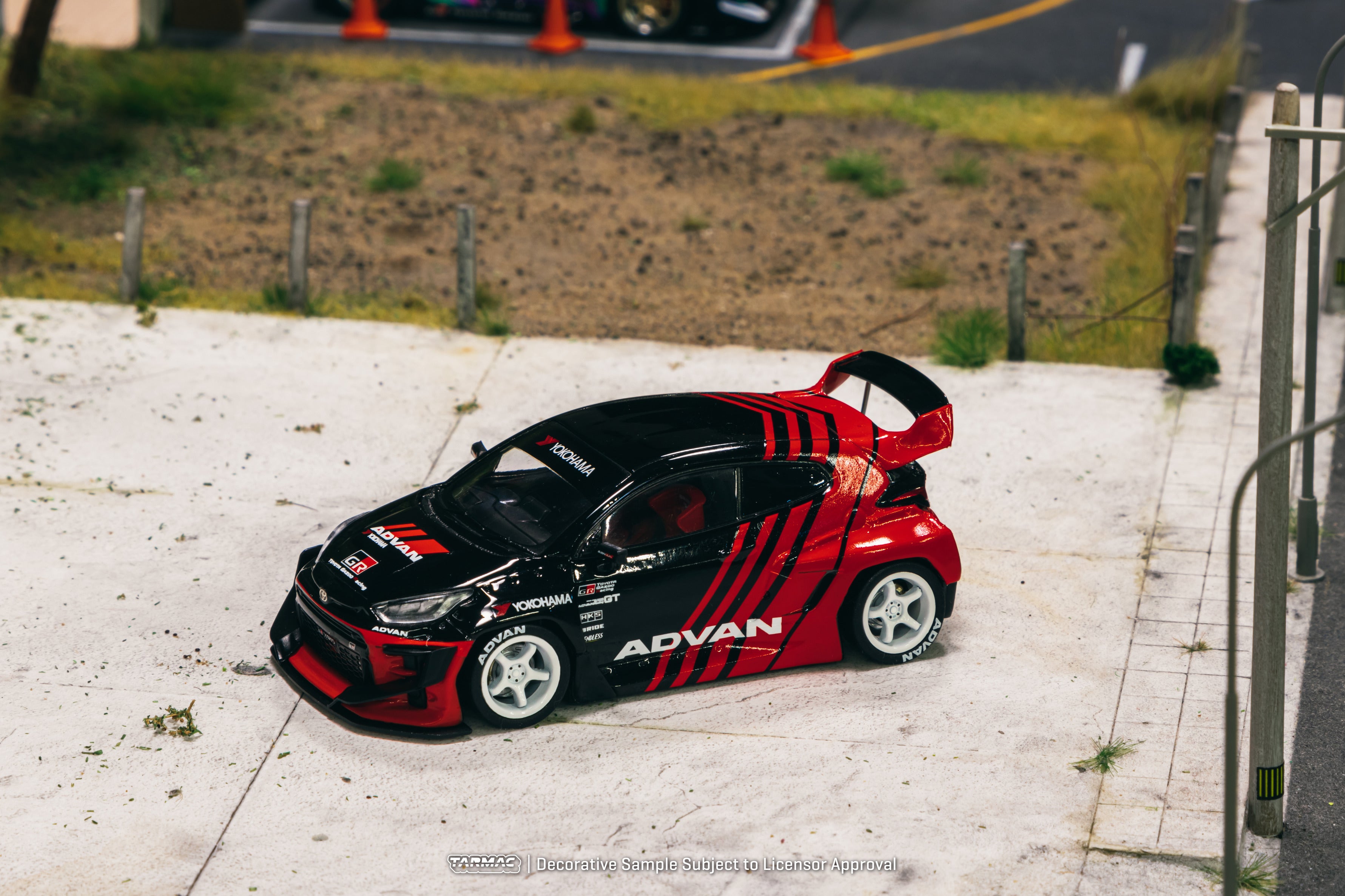 Tarmac Works 1:43 Pandem Toyota Yaris ADVAN T43-025-ADV – Horizon