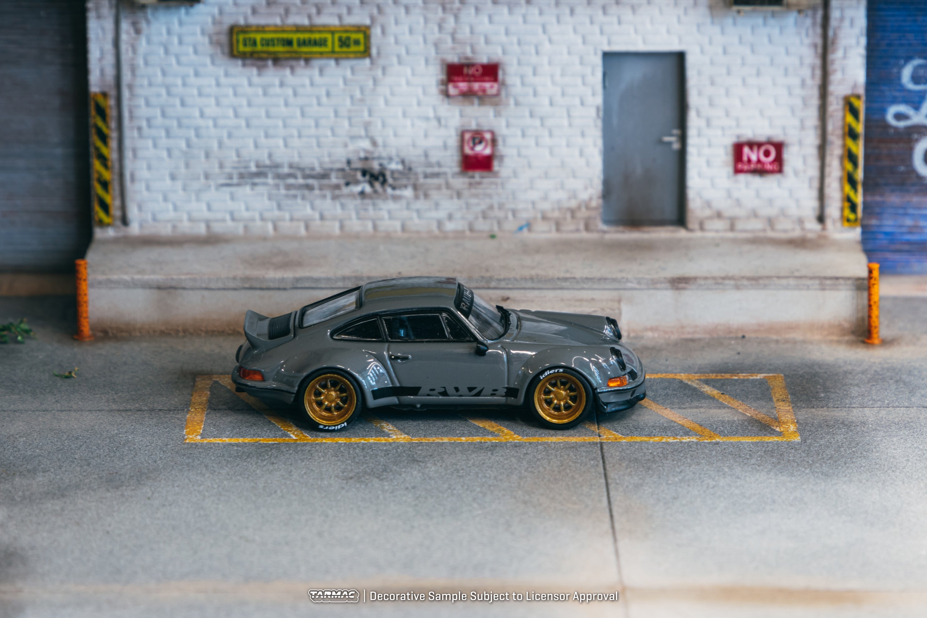 Tarmac Works 1:64 RWB Backdate Grey T64-046-GY – Horizon Diecast