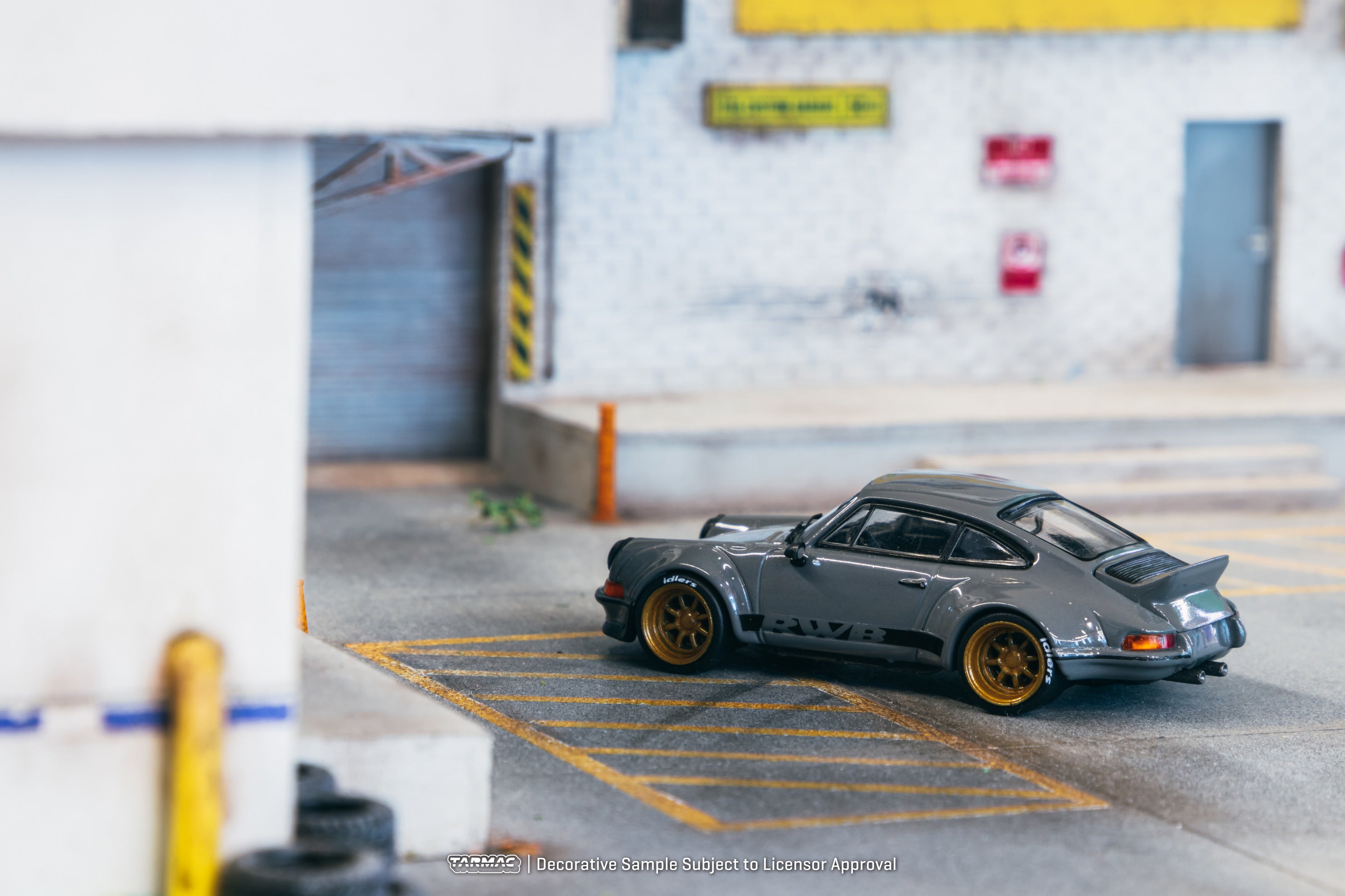 Tarmac Works 1:64 RWB Backdate Grey T64-046-GY – Horizon Diecast
