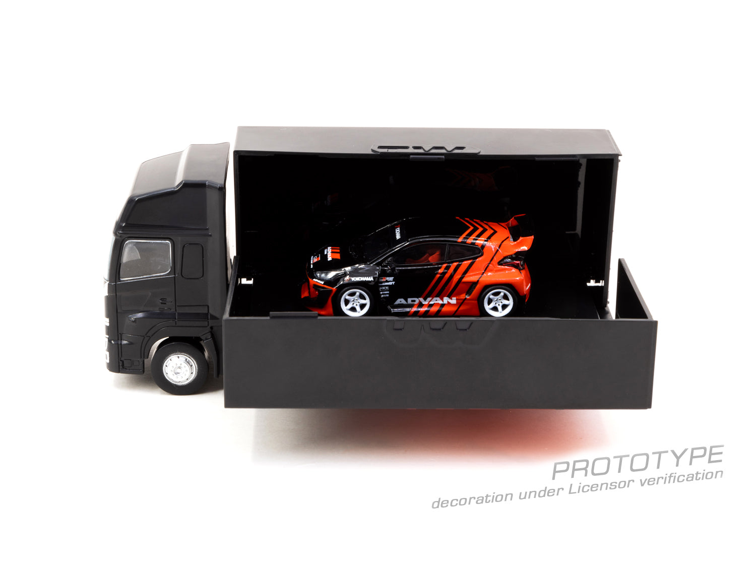 Tarmac Works 1:64 Pandem Yaris ADVAN T64-080-ADV – Horizon Diecast