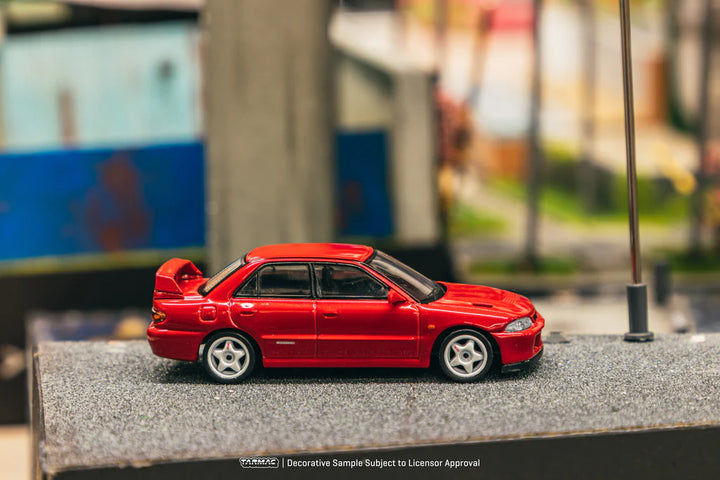 Tarmac Works 1:64 Mitsubishi Lancer GSR Evolution II Red (cards included) T64G-049-RE