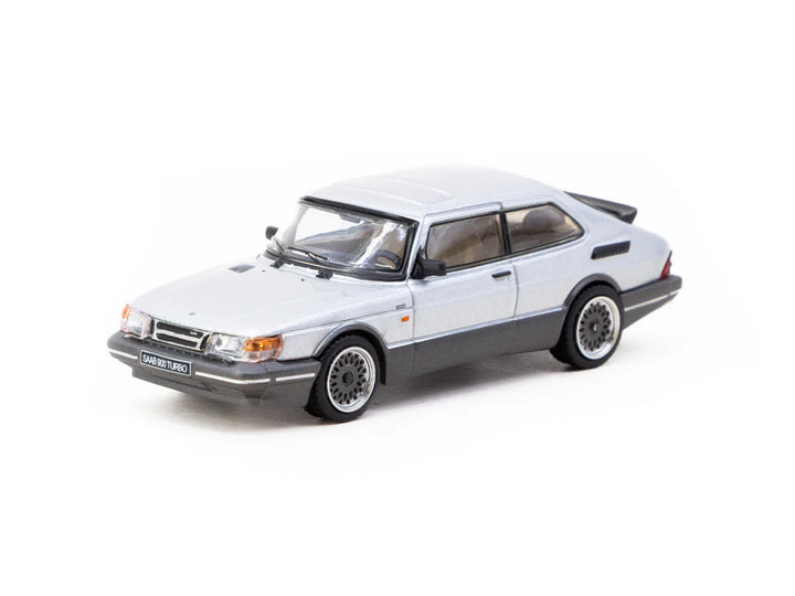 Tarmac Works 1:64 Saab 900 Turbo Silver T64G-056-SL
