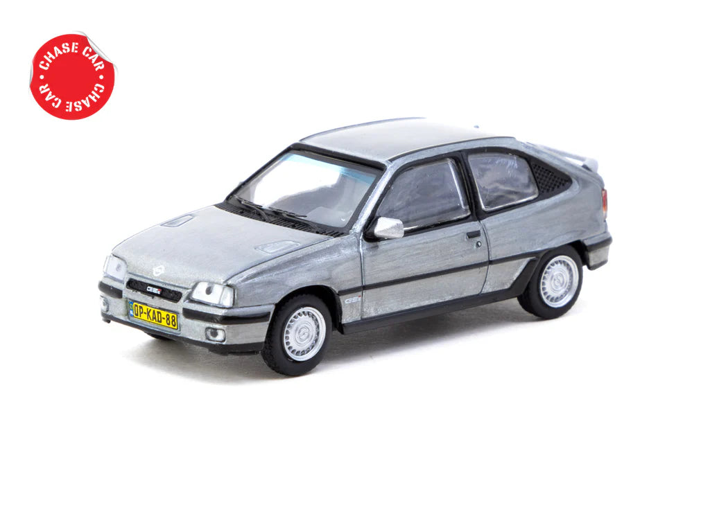 Tarmac Works 1:64 Opel Kadett GSi – Silver – Global64 T64G-065-SL