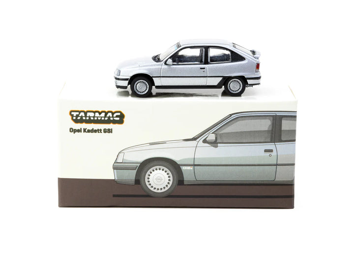 Tarmac Works 1:64 Opel Kadett GSi – Silver – Global64 T64G-065-SL