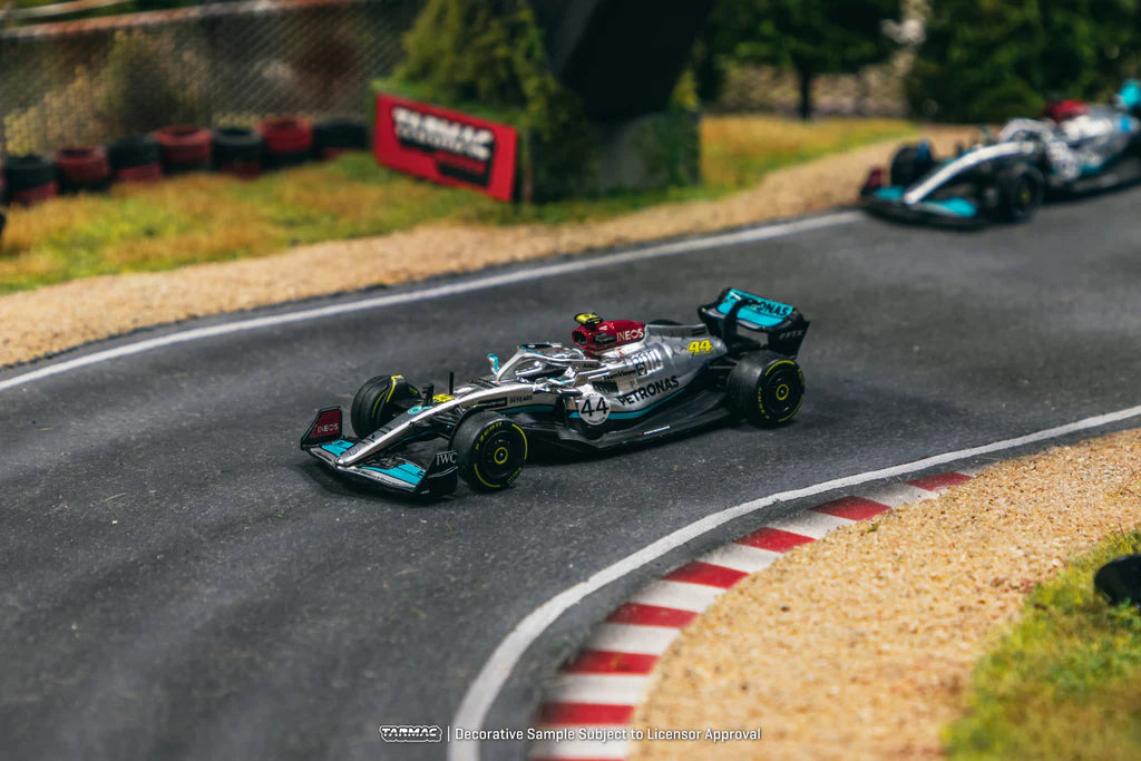 Tarmac Works 1:64 Mercedes-AMG F1 W13 E Performance Belgian Grand Prix 2022 Lewis Hamilton