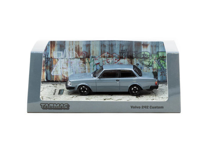 Tarmac Works 1:64 Volvo 242 Custom Grey T64R-050-GRY