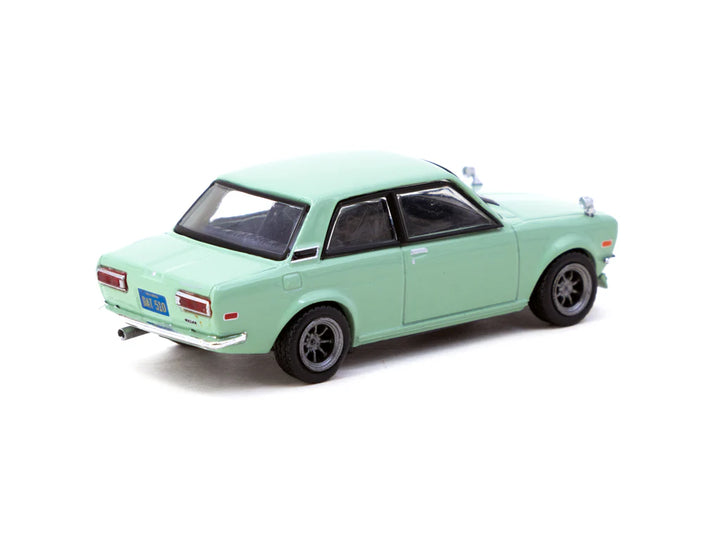 Tarmac Works 1:64 Datsun 510 Light Green T64R-052-GR