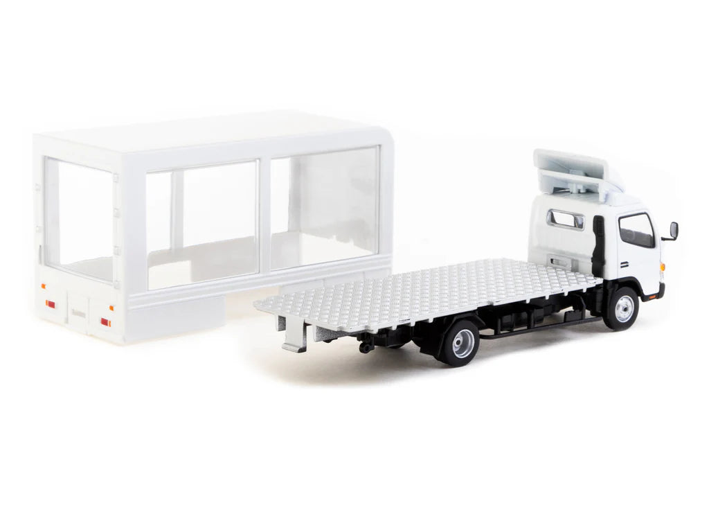 Tarmac Works 1:64 Mitsubishi Fuso Canter Mobile Display Truck T64T-TL002-DW