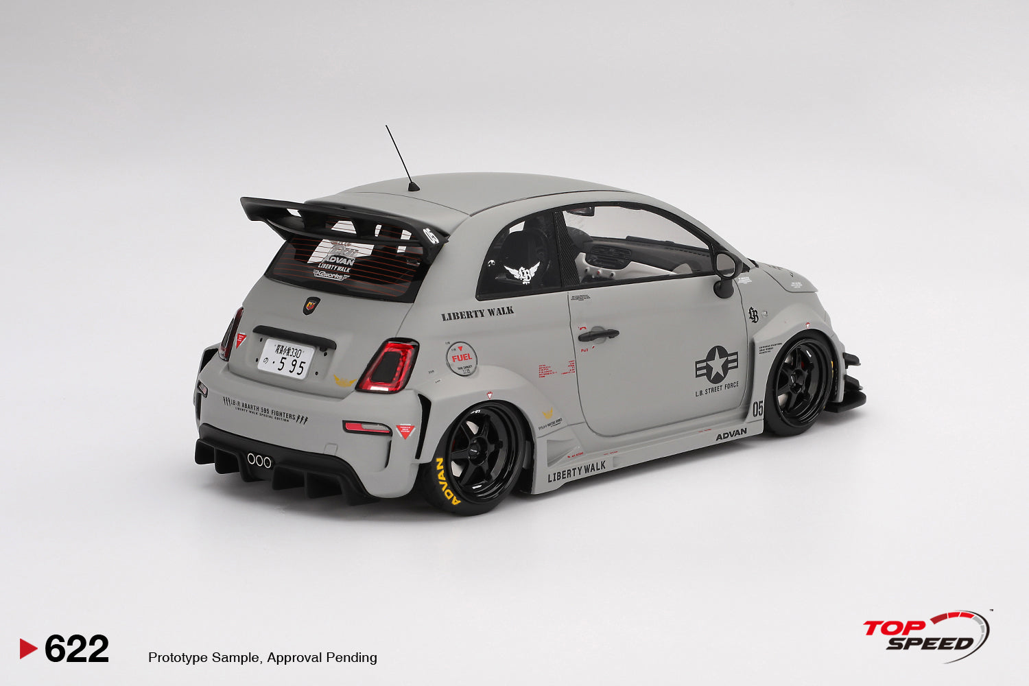 SOLIDO　1/18 ABARTH 595 Solido 1/18 Fiat Nuova 500 Abarth 595 2022 Tribute Fiat 131
