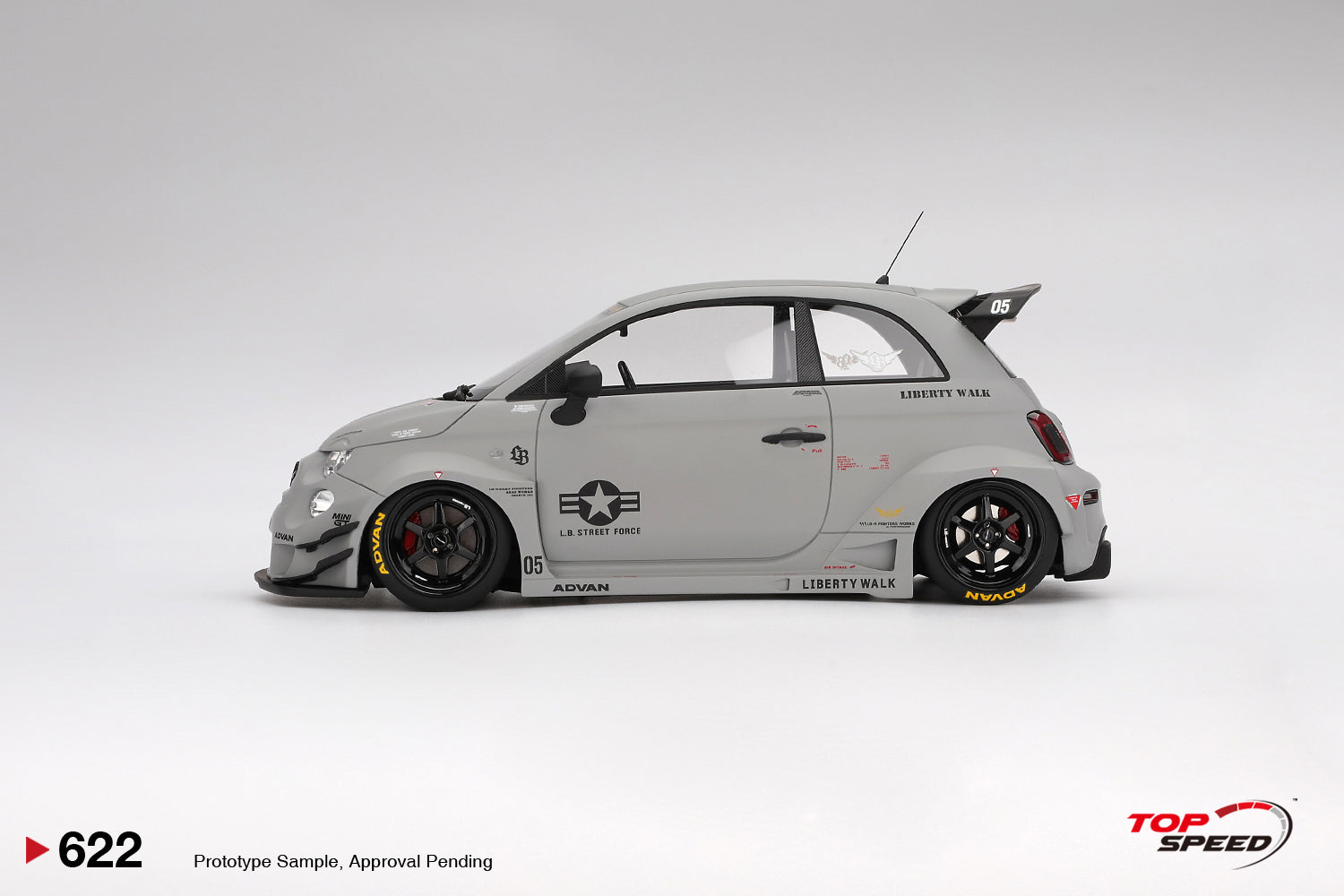 Preorder] TOPSPEED 1:18 Abarth 595 LB-WORKS Abas Works