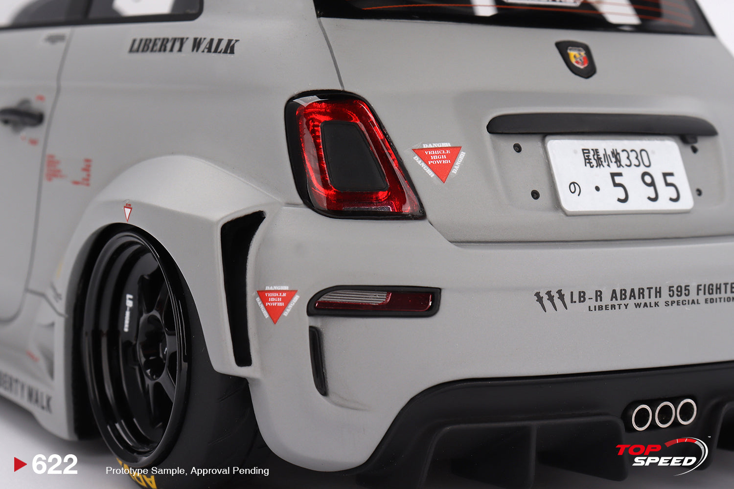 洋書 ABARTH595/695 695 ビポスト（アバルト）の歴代モデル・グレード別カタログ