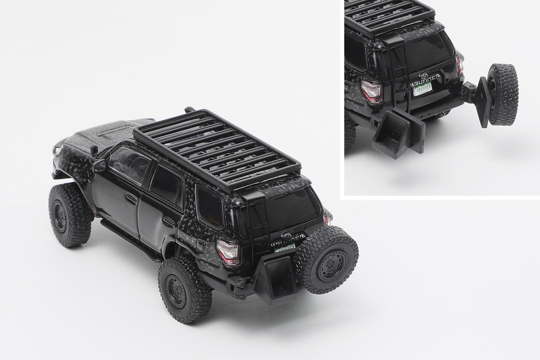 [Preorder] GCD 1:64 Toyota 4Runner Pre-Runner with accessories - BLACK KS-051-538