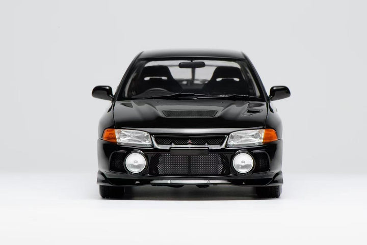 [Preorder] MOTORHELIX 1:18 Mitsubishi Lancer Evolution IV - Pirens Pearl Black