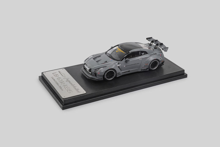 [Preorder] Model Collect 1:64 GTR R35 LB Wide-body Modified Version (3 Versions)