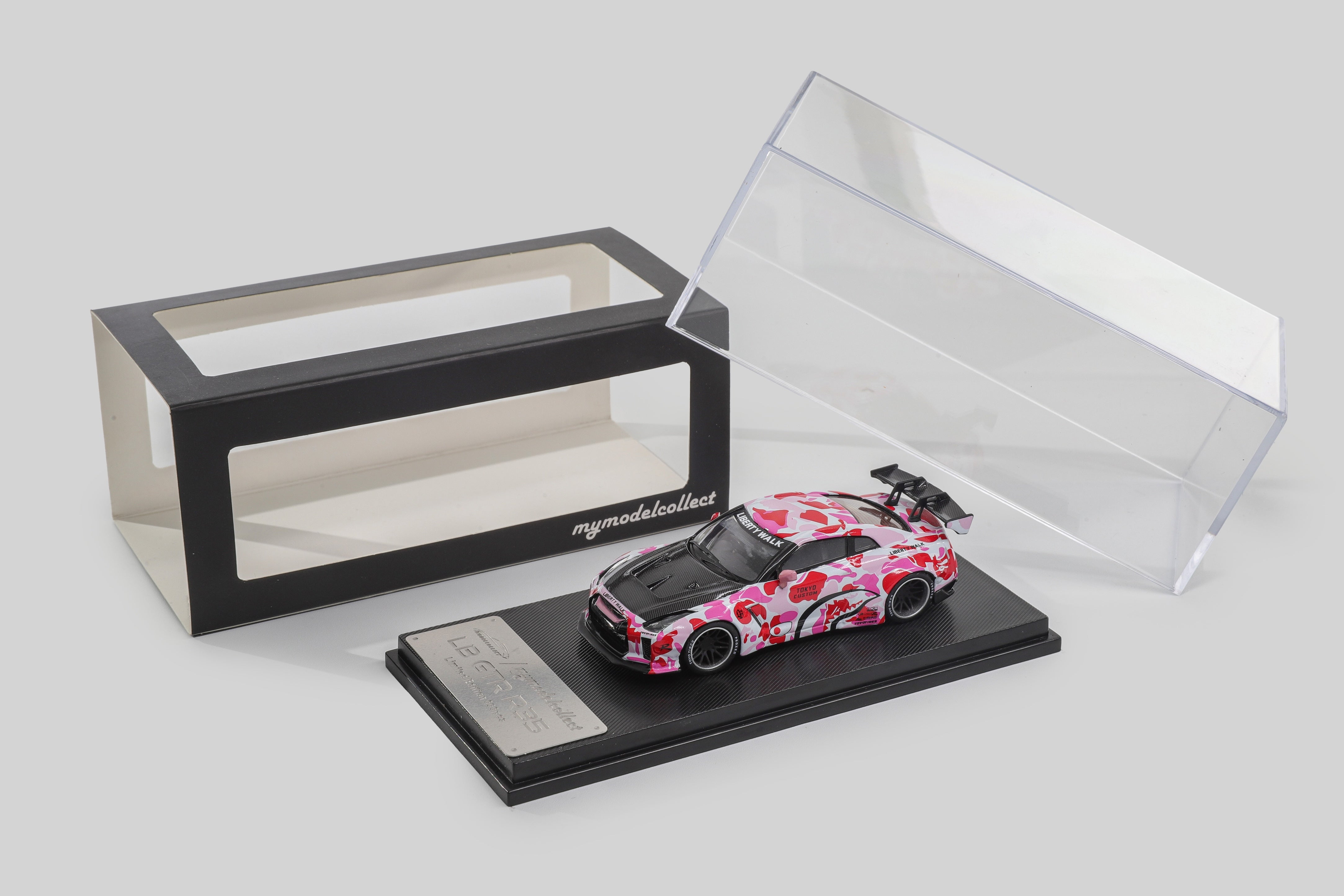 Model Collect 1:64 GTR R35 LB Wide-body Modified Version (3