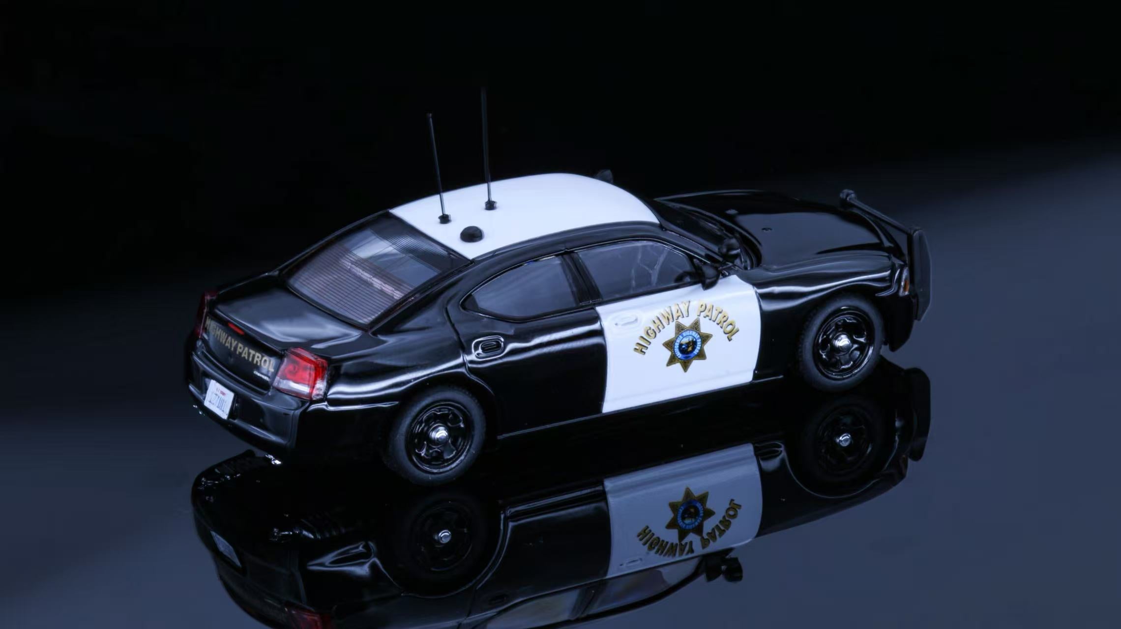 その他 HIGHWAY PATROL Preorder] Rollin 1:64 CHP California Highway Patrol (2 Versions