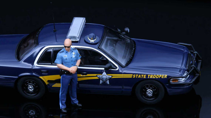 [Preorder] Rollin 1:64  Ford Crown Victoria "Oregon State Police" (OSP) CV