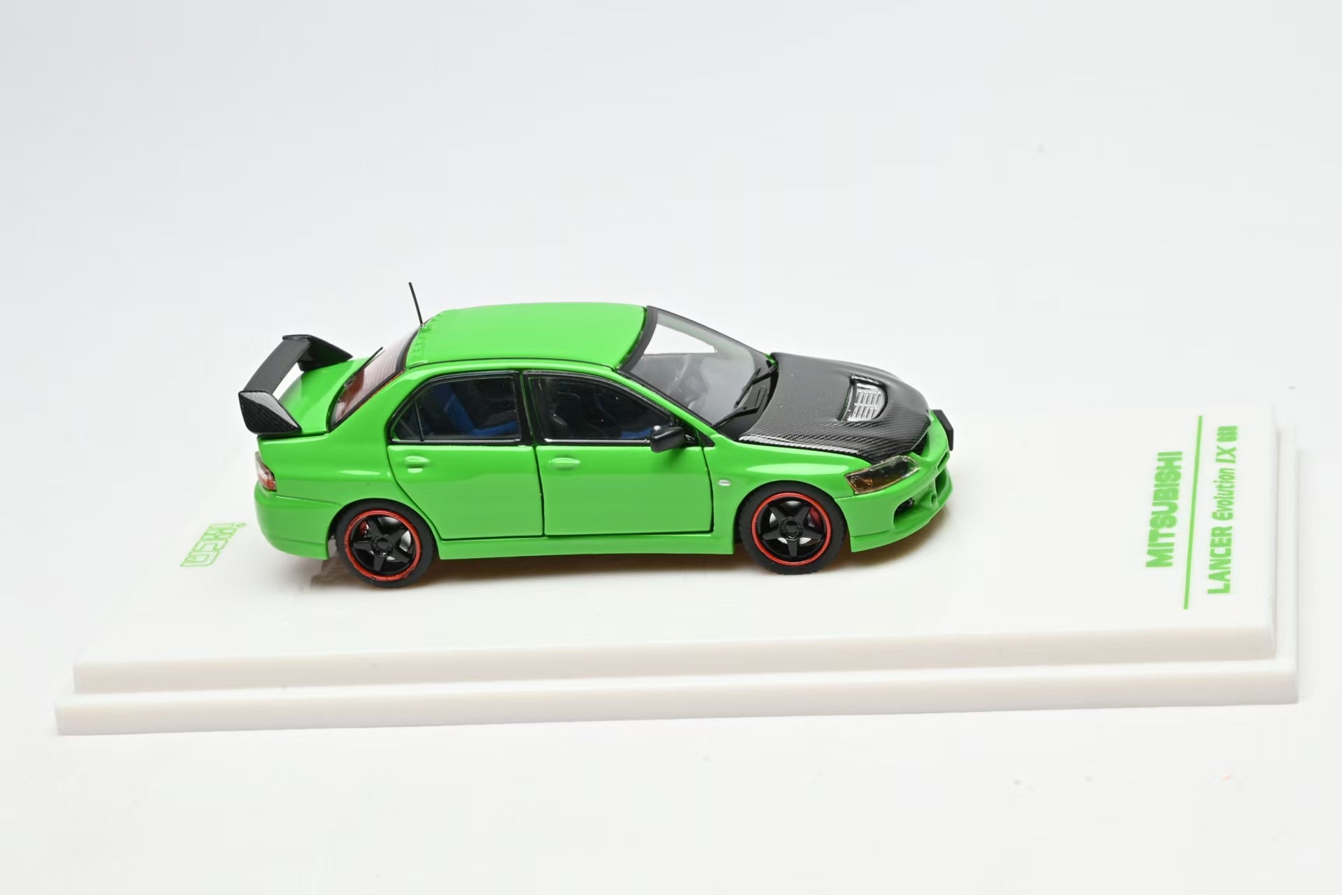 IHCM 1:64 MITSUBISHI LANCER EVIUTION IX GSR Red/ Green (2 Colours