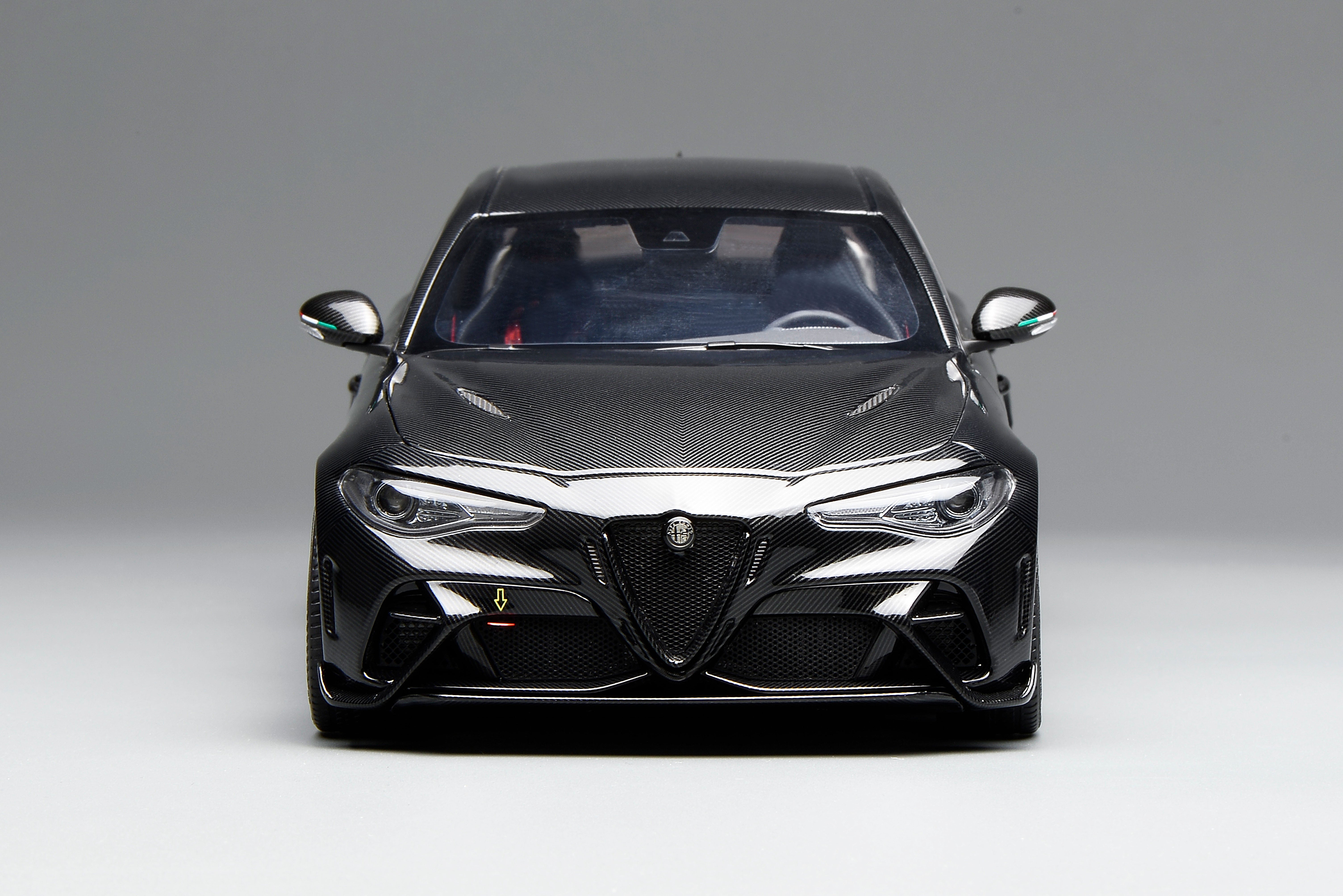 Preorder] Motorhelix 1:18 Alfa Romeo Giulia GTAm Carbon Edition