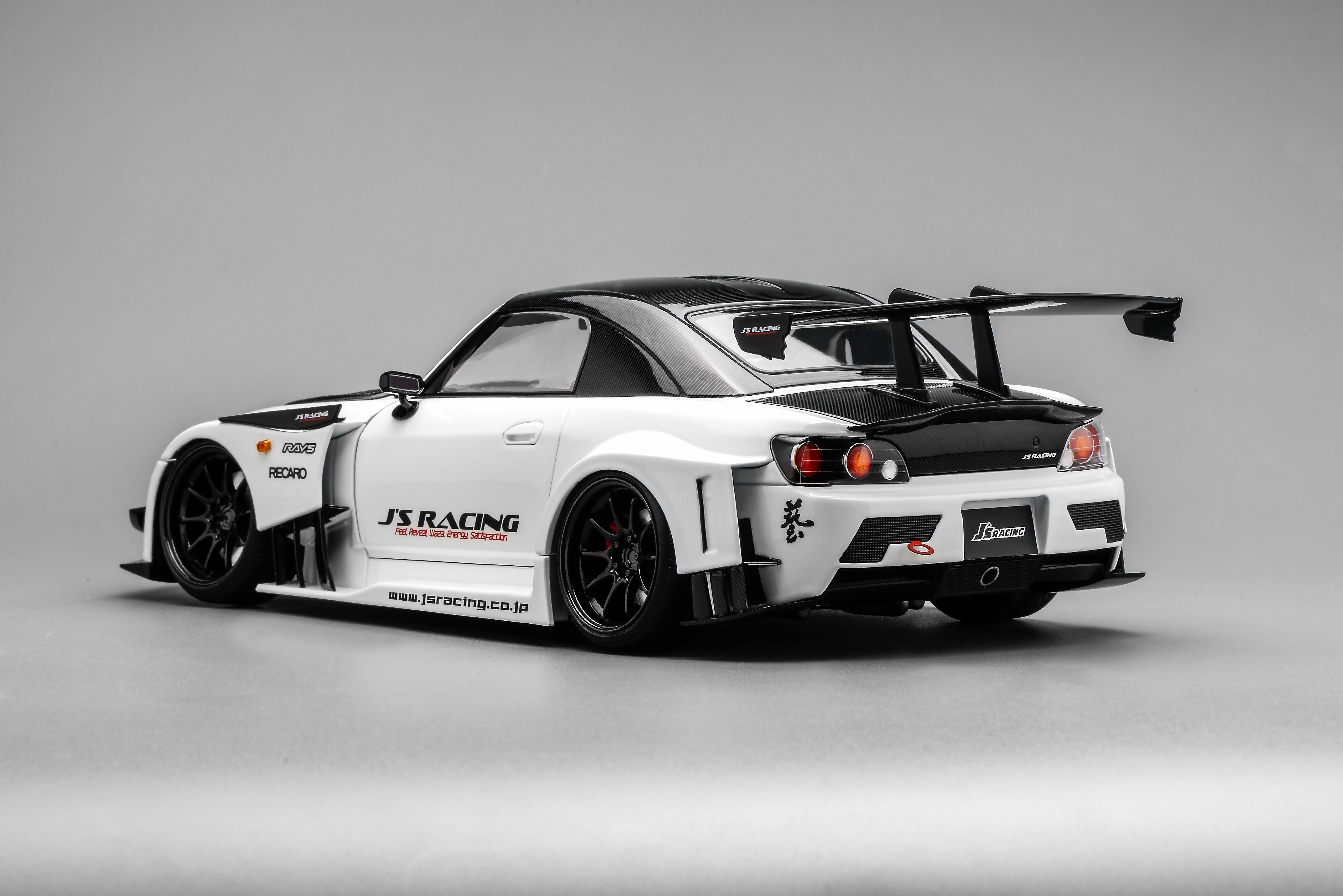 Preorder] Motorhelix 1:18 Honda S2000 J'S Racing Grand Prix White