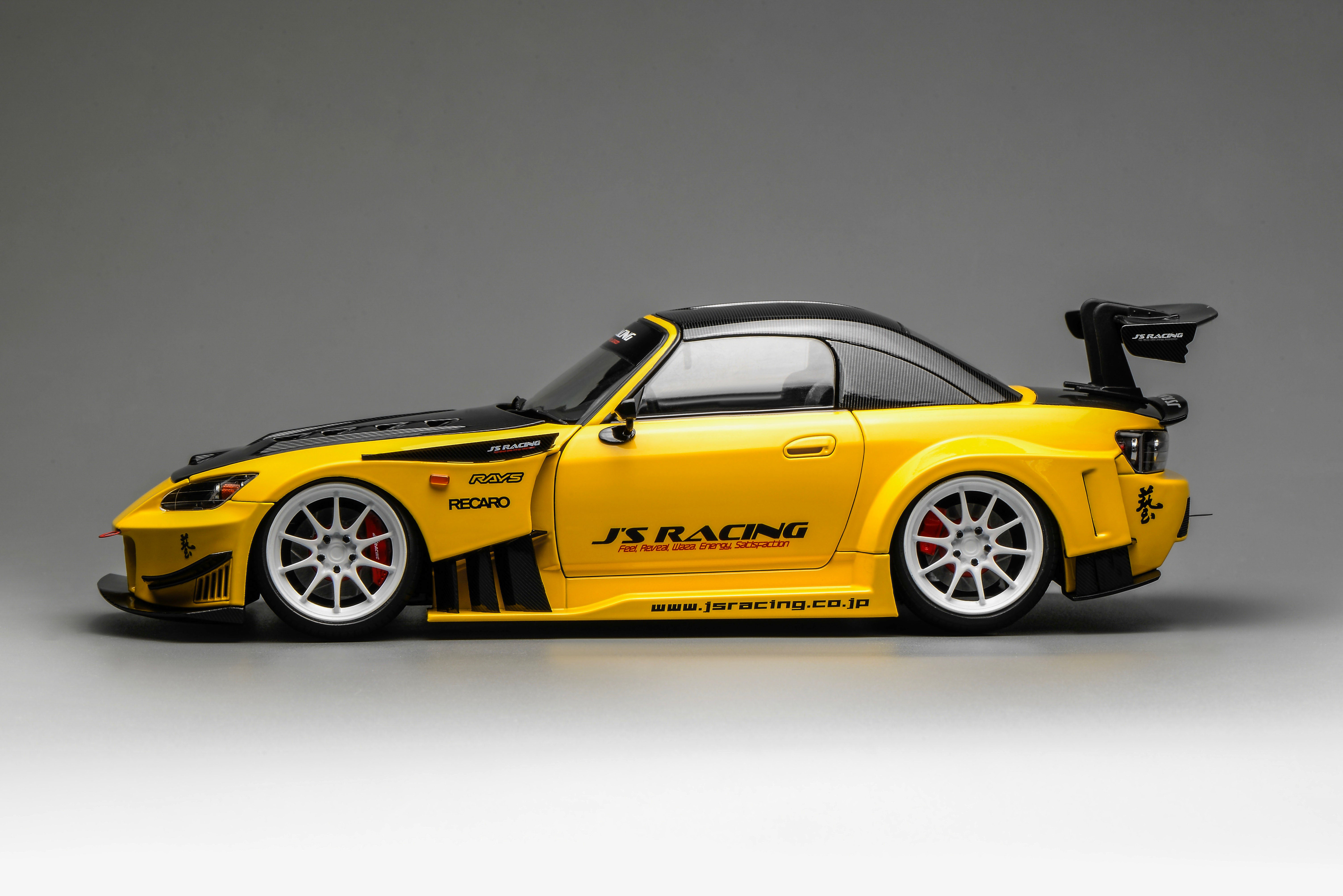 Preorder] Motorhelix 1:18 Honda S2000 J'S Racing New Indy Yellow
