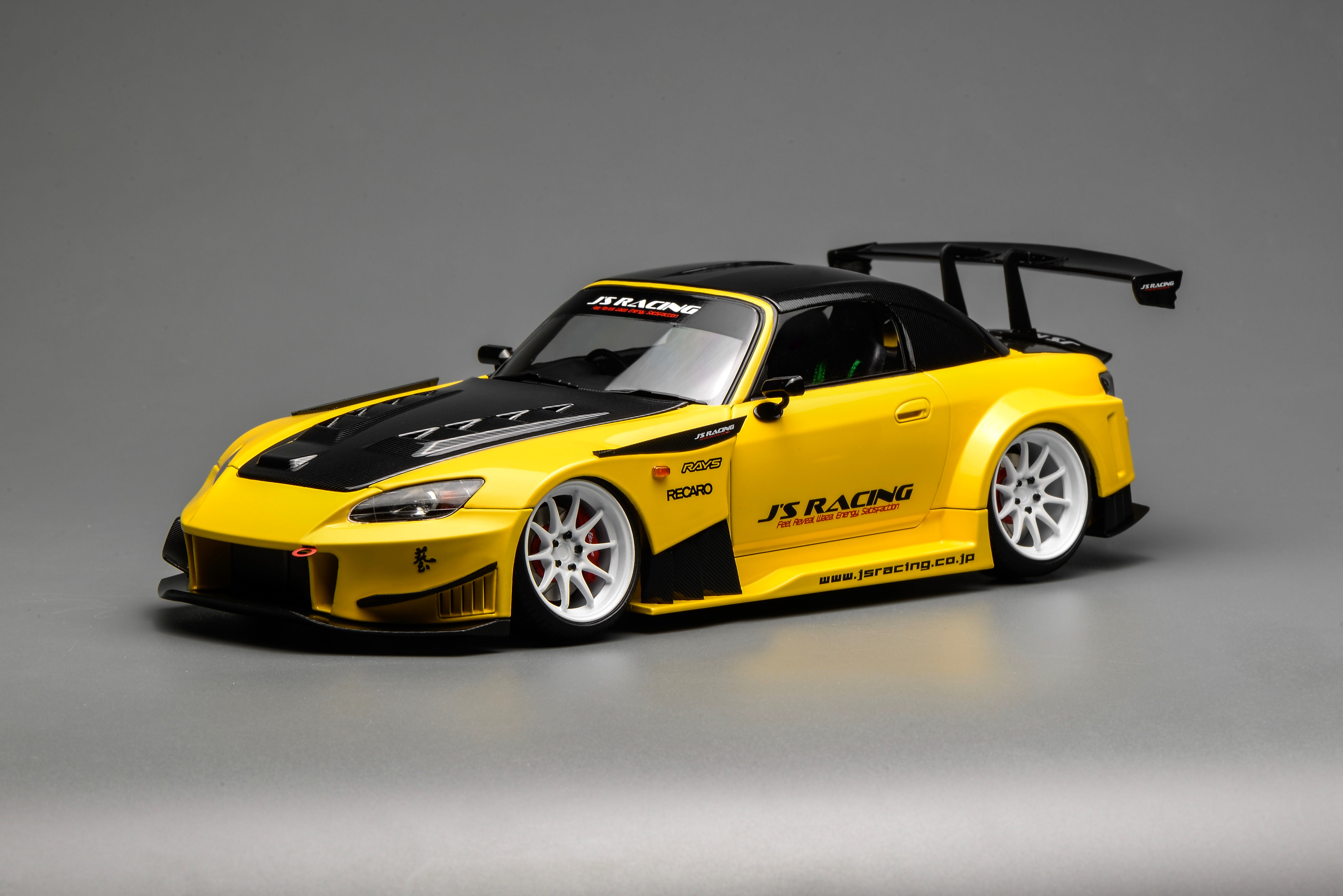 Preorder] Motorhelix 1:18 Honda S2000 J'S Racing New Indy Yellow