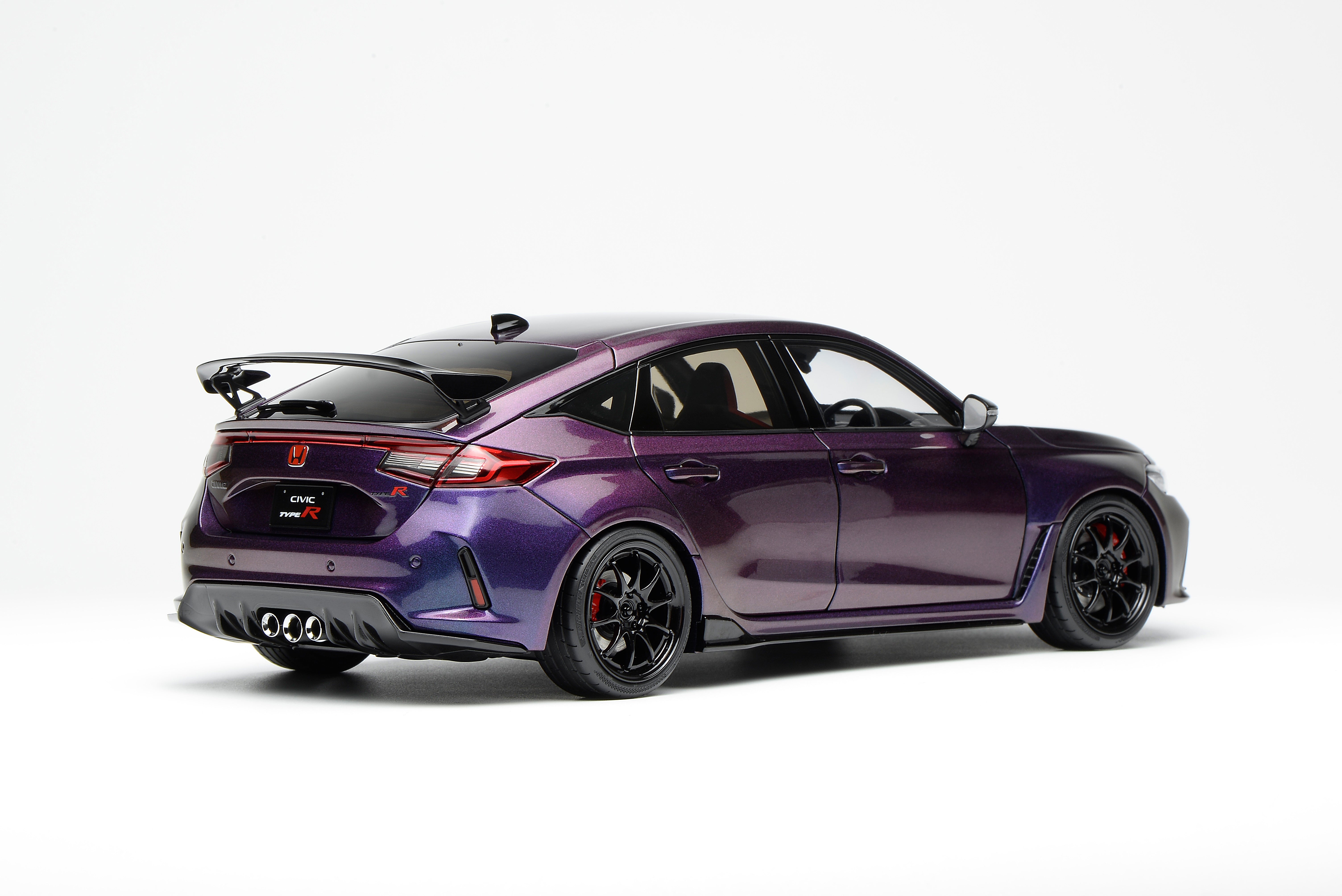 Motorhelix 1:18 Honda Civic Type R（FL5) Customized - Chameleon