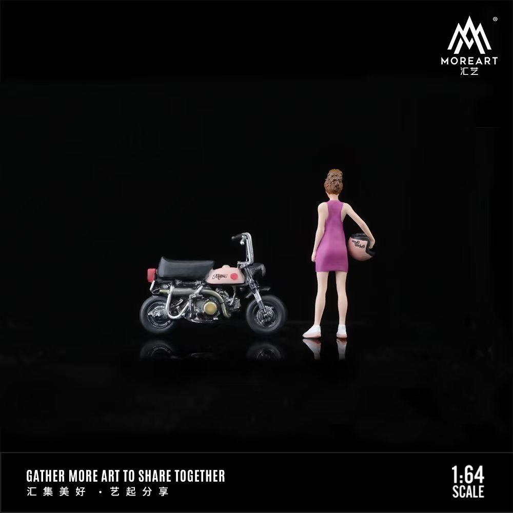 MoreArt 1:64 Pink Little Girl Motorcycle Doll Set