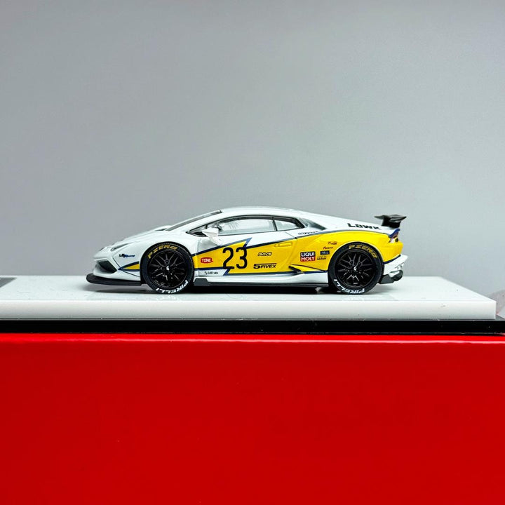 King Model 1:64 Lamborghini Huracan LP610 LB1.0 wide body - Flash Lightning #23