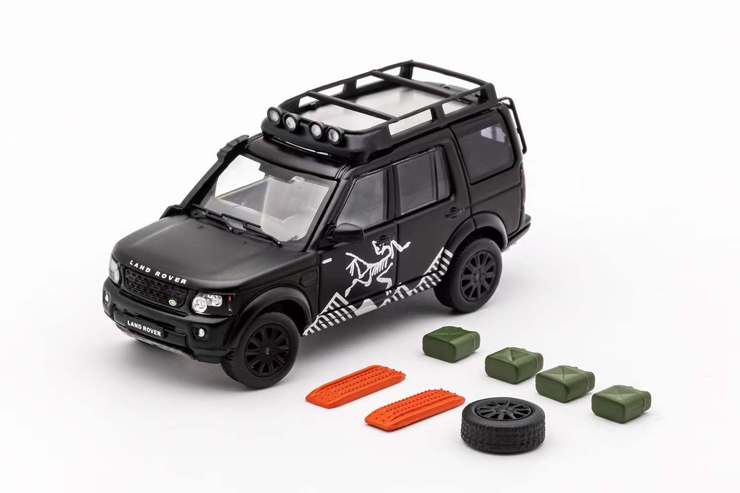 GCD 1 64 Land Rover Discovery Black