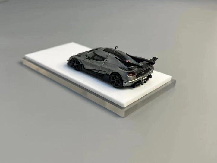 [Preorder] Flame 1:64 Koenigsegg One:1 (2 Version)