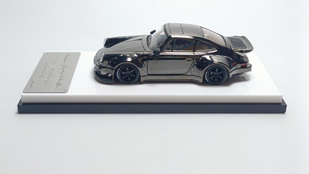 Voiture Miniature Porsche RWB 930 - Chrome Gris Armé - Échelle 1:64 - MC - Neuf En Boîte