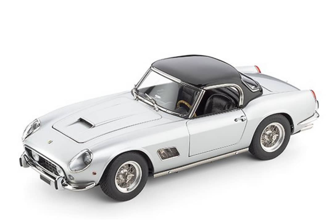 King Model 1:64 Ferrari 250GT California convertible version (3 Colors)