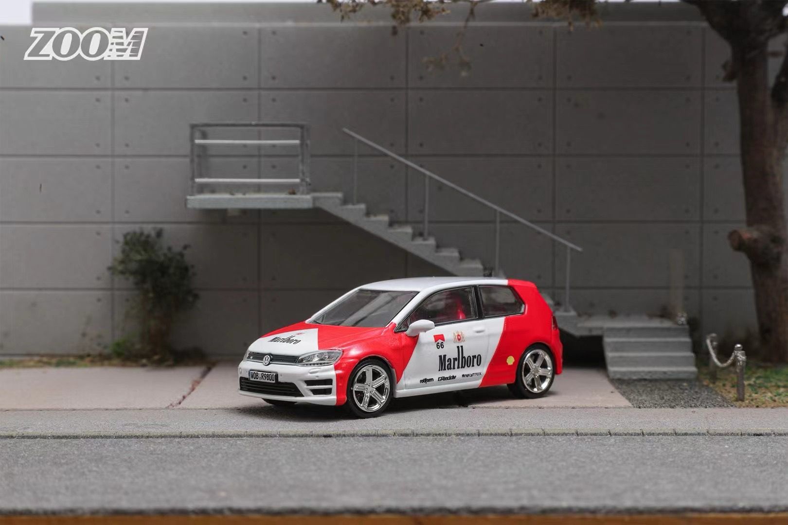 Zoom 1:64 Volkswagen Golf VII R Hot Hatch (3 Colors) – Horizon Diecast