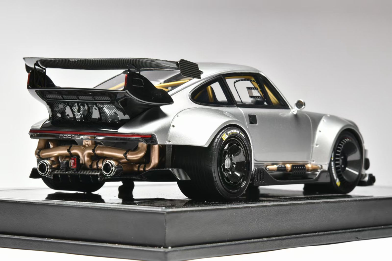 MCM 1:18 Porsche RWB 964 (4 Versions) – Horizon Diecast
