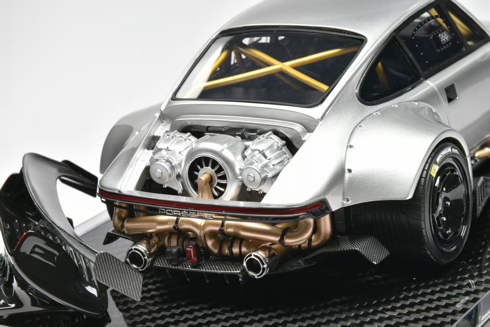 MCM 1:18 Porsche RWB 964 (4 Versions) – Horizon Diecast