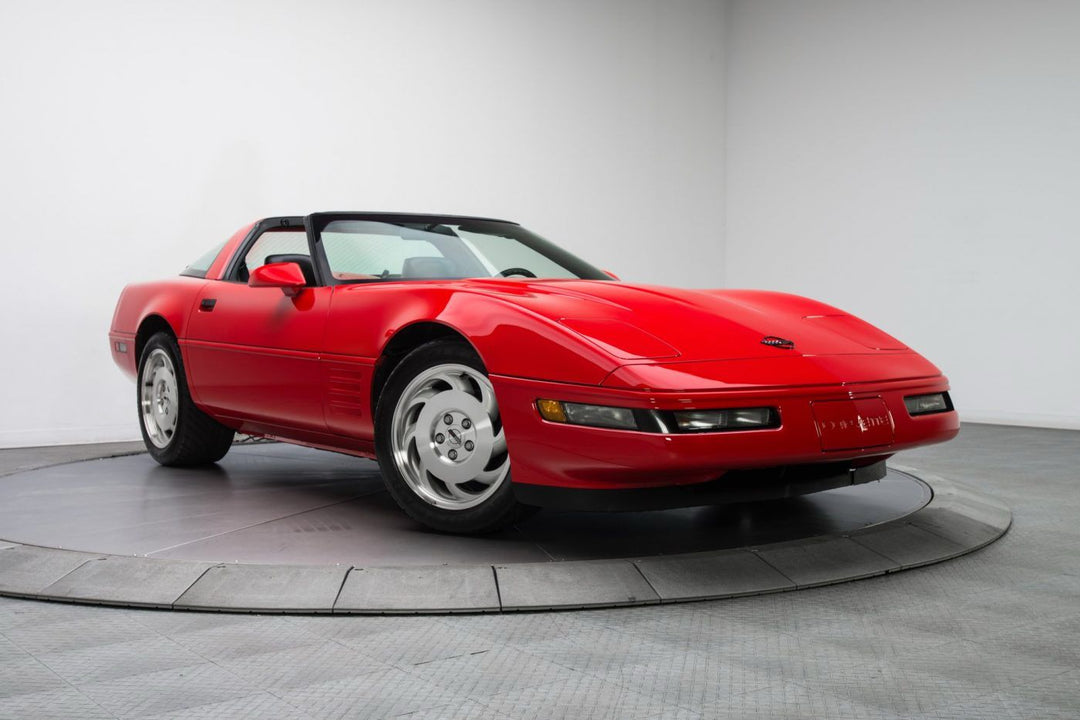 [Preorder] GT Spirit 1:18 CHEVROLET CORVETTE C4 TORCH RED 1995 GT537