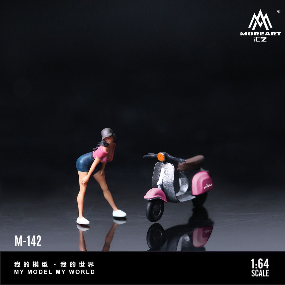 [Preorder] MoreArt 1:64 Pink Scooter Motorcycle Doll MO222142