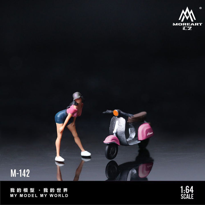 [Preorder] MoreArt 1:64 Pink Scooter Motorcycle Doll MO222142