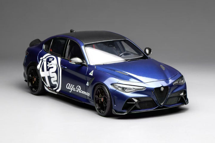 [Preorder] MOTORHELIX 1:18 Alfa Romeo Giulia GTA/ GTAm (2 colors)