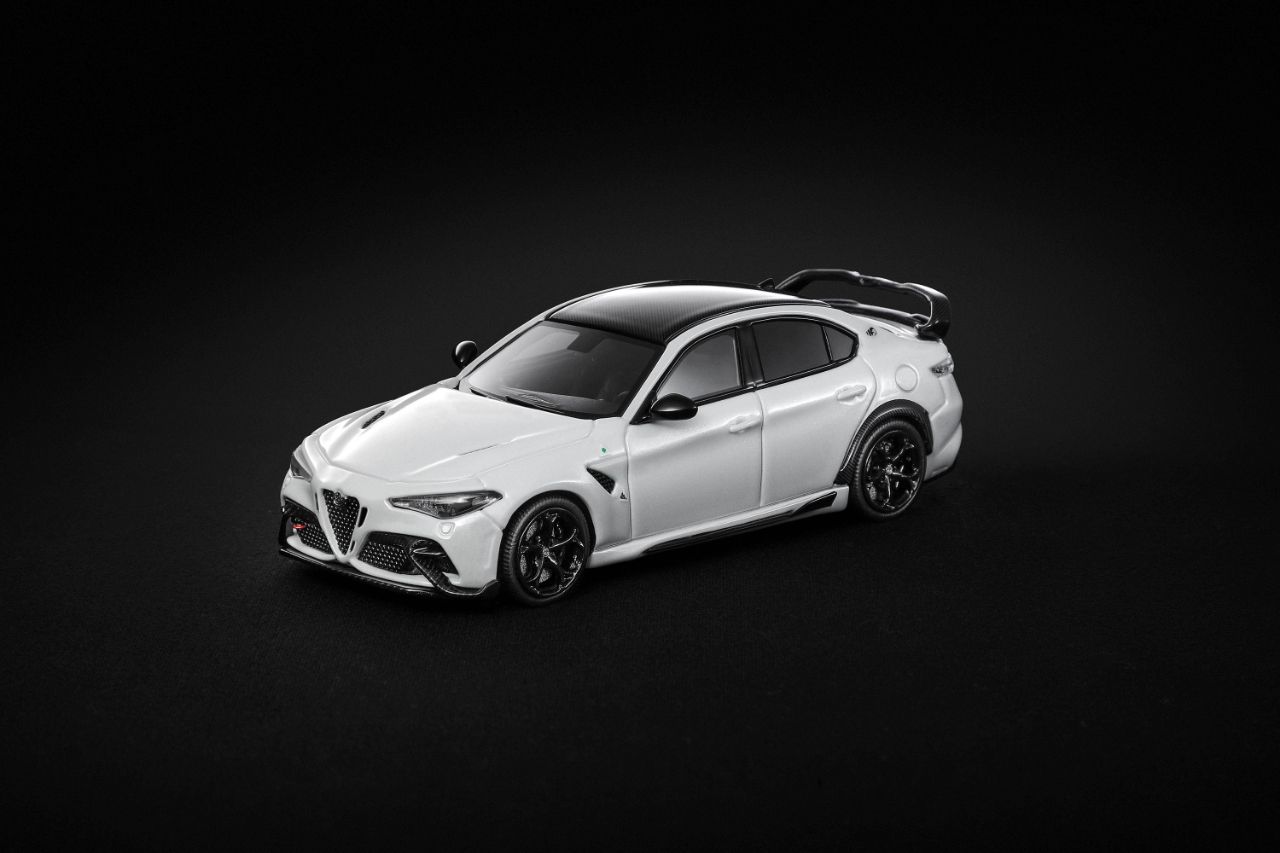 MOTORHELIX 1:64 Alfa Romeo Giulia GTAm (3 Colors) – Horizon Diecast